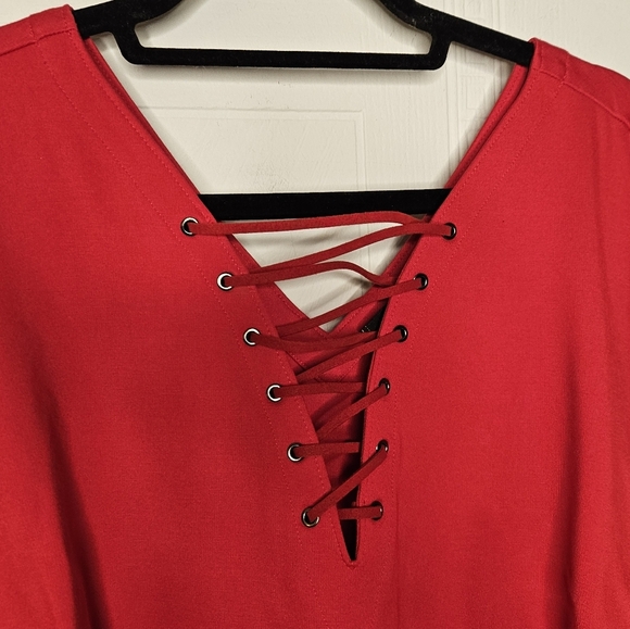 Lane Bryant 6TH & LN Plus Red Knee Length Sheath Dress  V-neck Sleeveless  22 - Picture 4 of 14